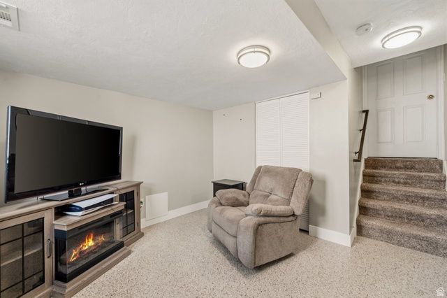 2029 N 1720 W, Clinton, UT 84015