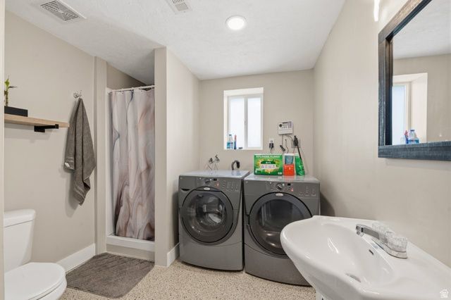 2029 N 1720 W, Clinton, UT 84015