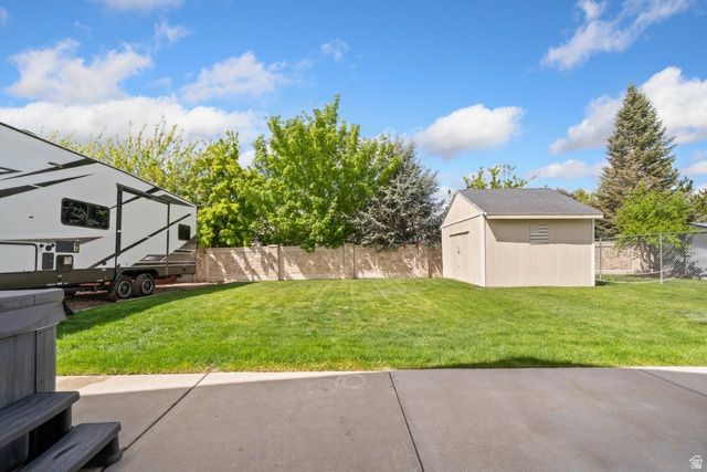 2029 N 1720 W, Clinton, UT 84015