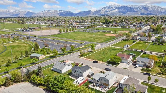 2029 N 1720 W, Clinton, UT 84015