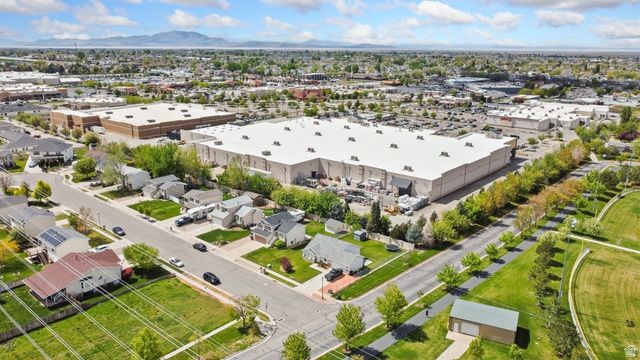 2029 N 1720 W, Clinton, UT 84015