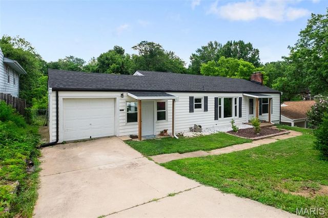 838 Gerald Place, Ferguson, MO 63135