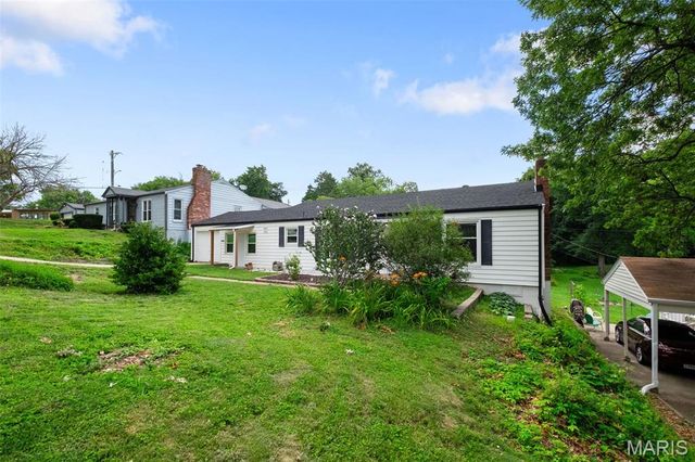 838 Gerald Place, Ferguson, MO 63135