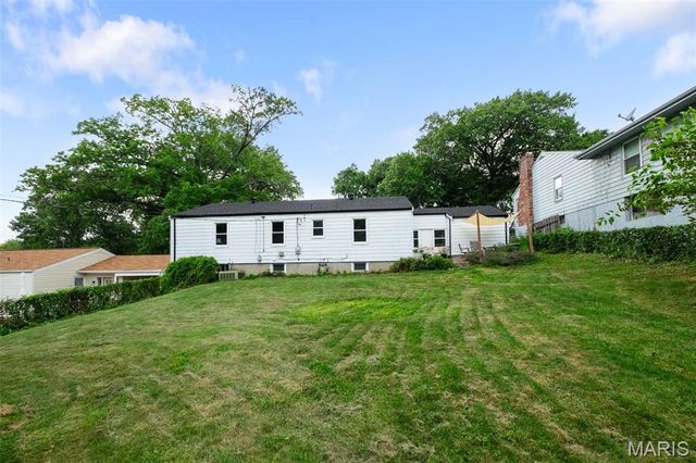 838 Gerald Place, Ferguson, MO 63135