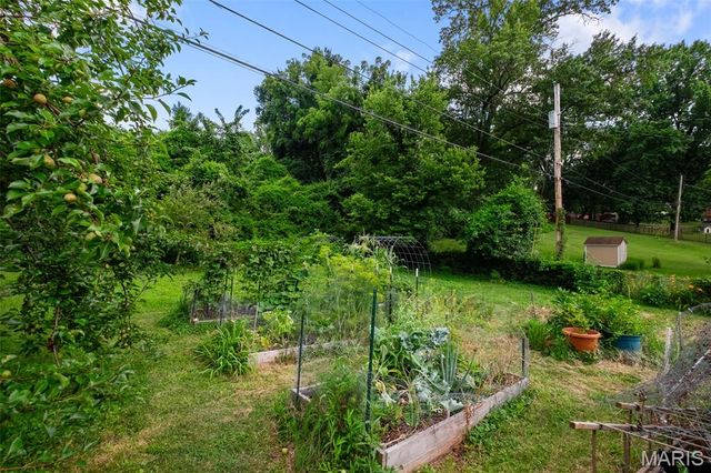 838 Gerald Place, Ferguson, MO 63135