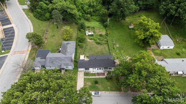 838 Gerald Place, Ferguson, MO 63135