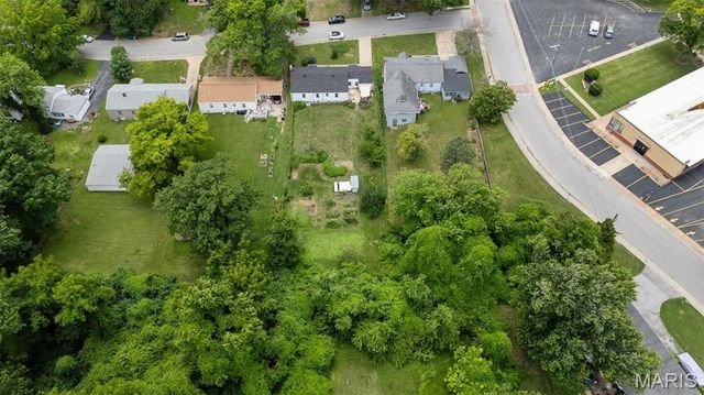 838 Gerald Place, Ferguson, MO 63135