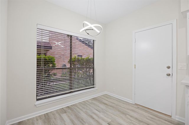 2668 Bering Drive 2668, Houston, TX 77057