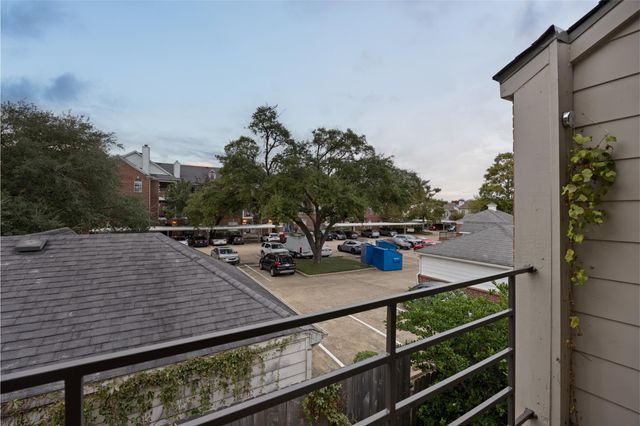 2668 Bering Drive 2668, Houston, TX 77057