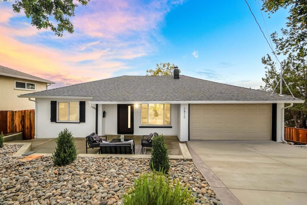 2412 Lyle Ct, Castro Valley, CA 94578