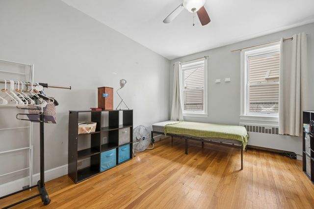 31 Chestnut St 1, Worcester, MA 01609