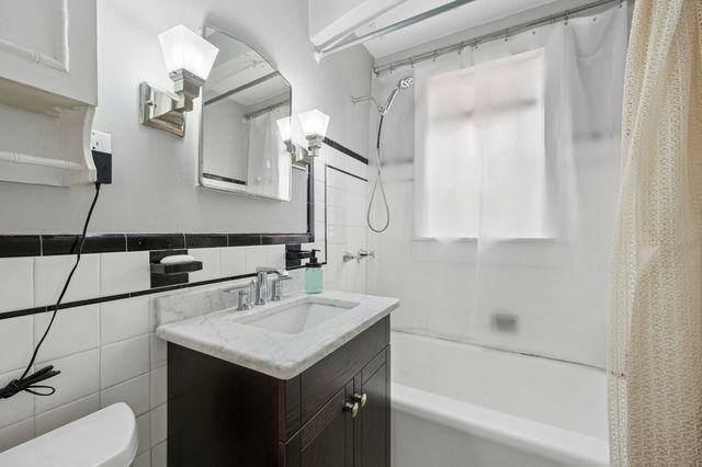 31 Chestnut St 1, Worcester, MA 01609