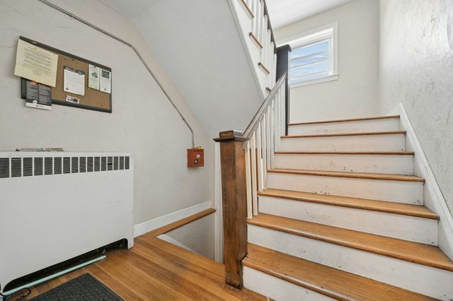 31 Chestnut St 1, Worcester, MA 01609