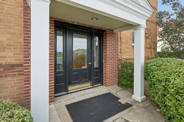 31 Chestnut St 1, Worcester, MA 01609