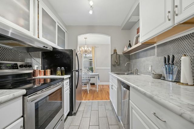 31 Chestnut St 1, Worcester, MA 01609