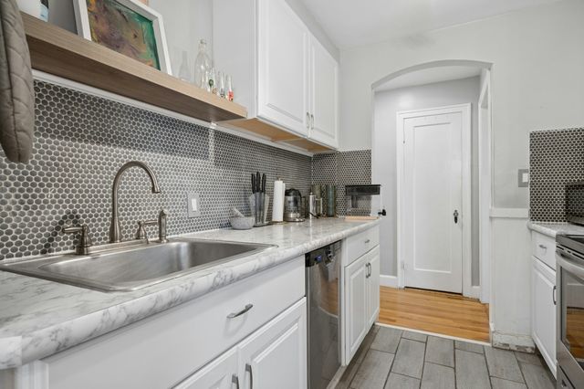 31 Chestnut St 1, Worcester, MA 01609