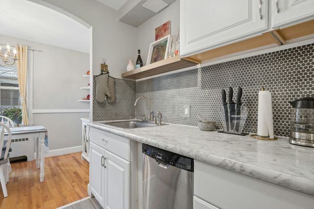 31 Chestnut St 1, Worcester, MA 01609