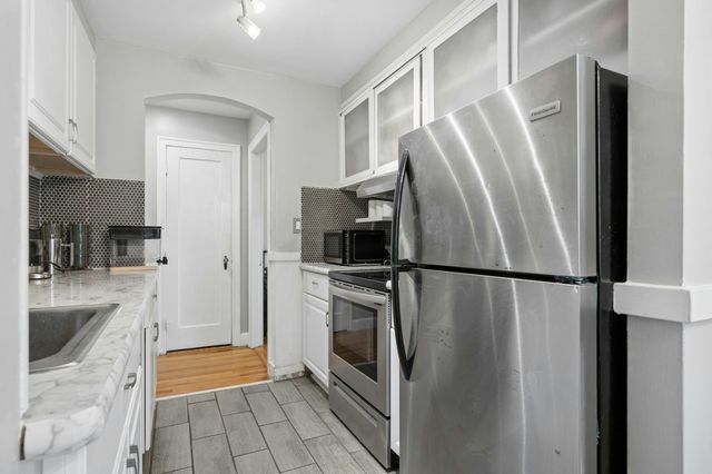 31 Chestnut St 1, Worcester, MA 01609