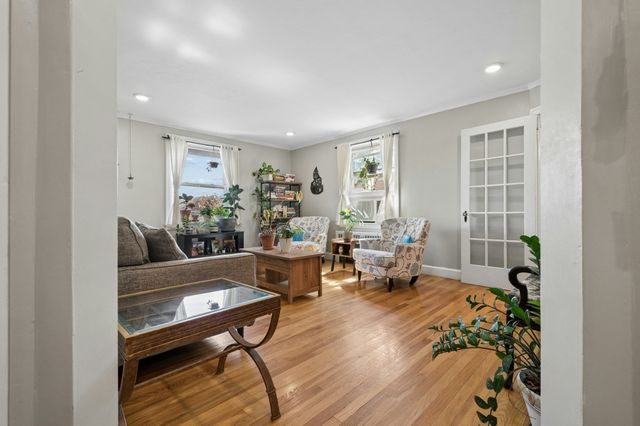31 Chestnut St 1, Worcester, MA 01609
