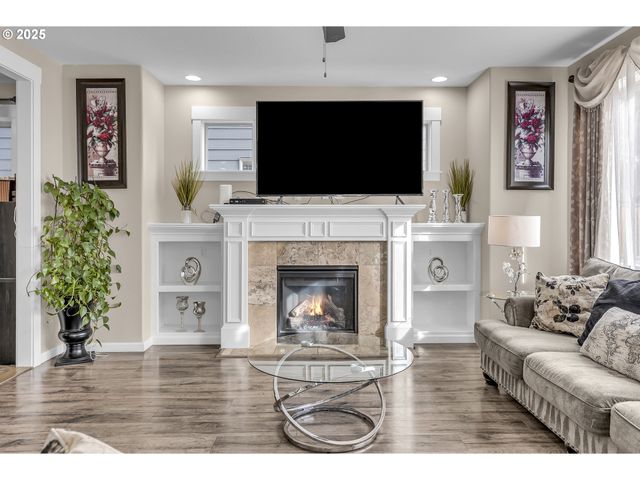 17478 Sw MAX Ct, Beaverton, OR 97078