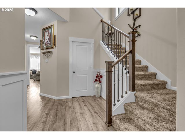 17478 Sw MAX Ct, Beaverton, OR 97078