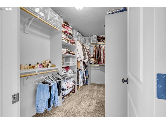 17478 Sw MAX Ct, Beaverton, OR 97078