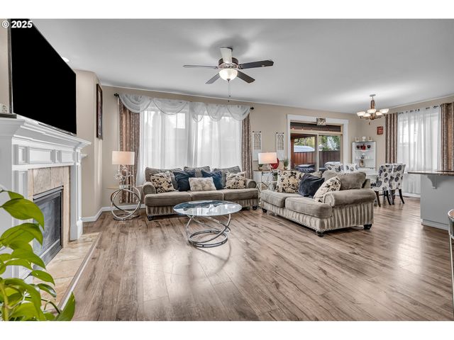 17478 Sw MAX Ct, Beaverton, OR 97078