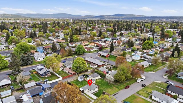 5118 N Jefferson St, Spokane, WA 99205