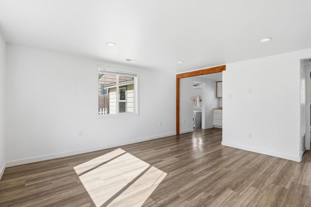 5118 N Jefferson St, Spokane, WA 99205