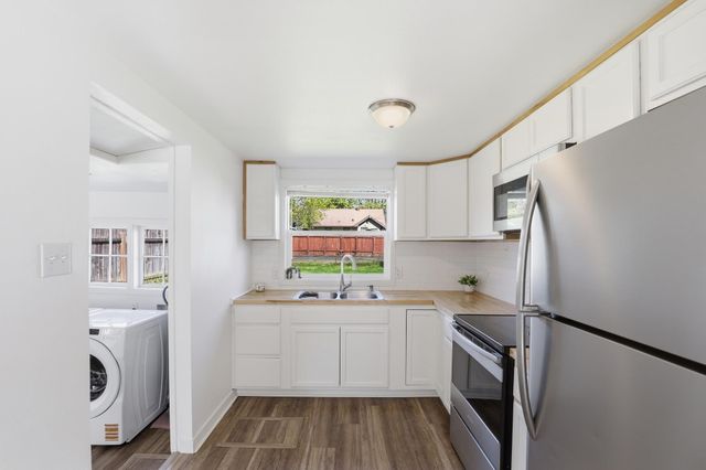 5118 N Jefferson St, Spokane, WA 99205