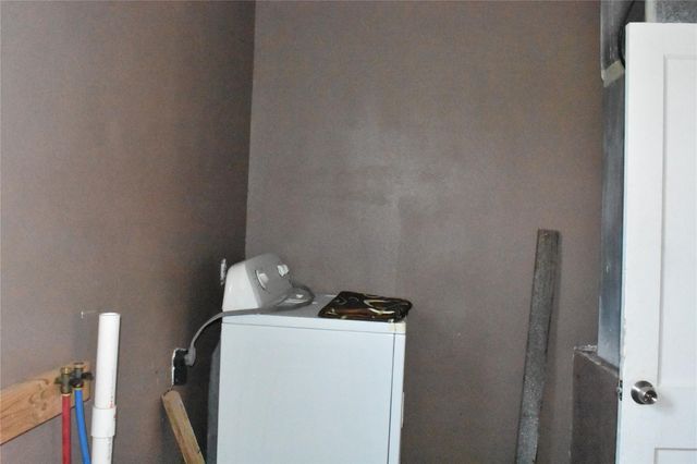 22 N Avenue D, Freeport, TX 77541