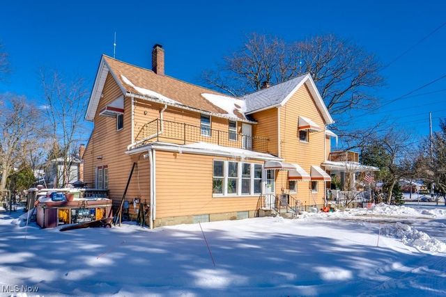 2478 Richmond Road, Beachwood, OH 44122