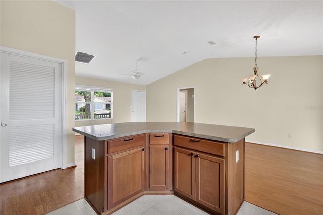 287 MERCER WAY, The Villages, FL 32162
