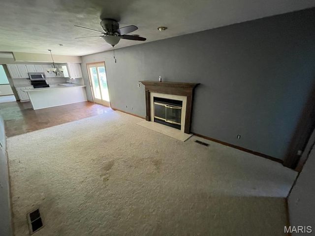 4441 Old Caseyville Road, Belleville, IL 62223