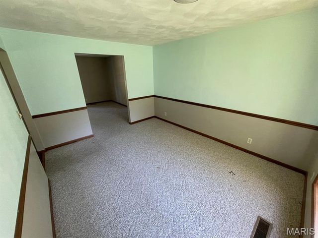 4441 Old Caseyville Road, Belleville, IL 62223