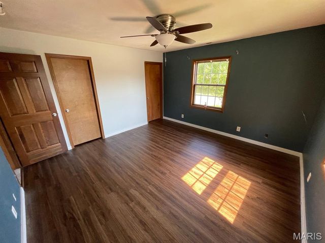 4441 Old Caseyville Road, Belleville, IL 62223
