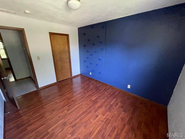 4441 Old Caseyville Road, Belleville, IL 62223