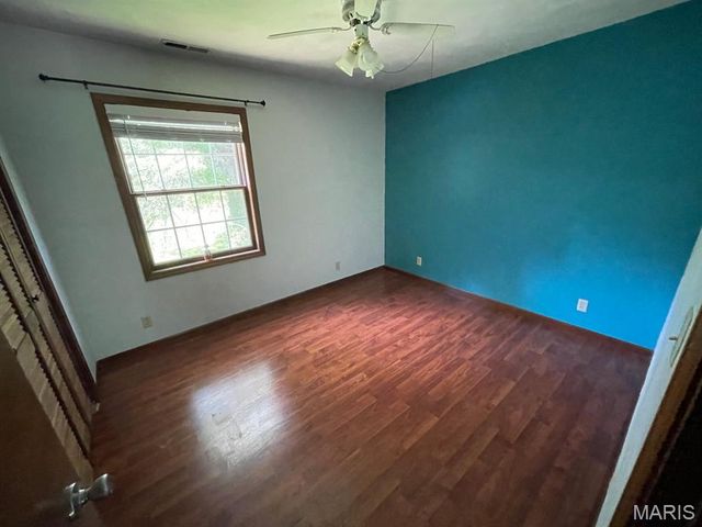 4441 Old Caseyville Road, Belleville, IL 62223