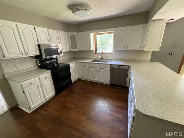 4441 Old Caseyville Road, Belleville, IL 62223