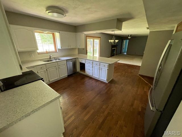 4441 Old Caseyville Road, Belleville, IL 62223