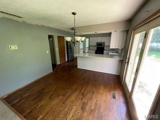 4441 Old Caseyville Road, Belleville, IL 62223