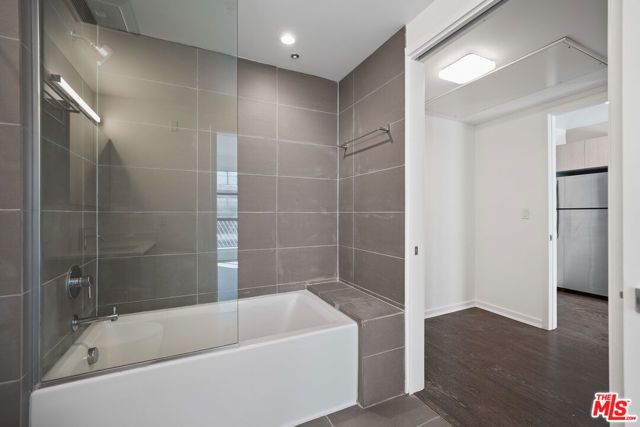 5800 Harold Way 204, Los Angeles, CA 90028