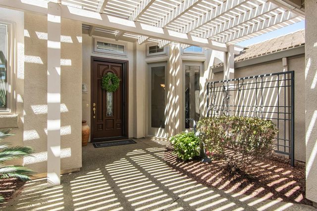 700 Canyon Oak Ln, Lincoln, CA 95648