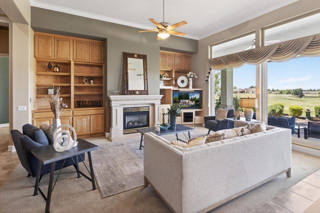 700 Canyon Oak Ln, Lincoln, CA 95648