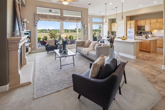 700 Canyon Oak Ln, Lincoln, CA 95648