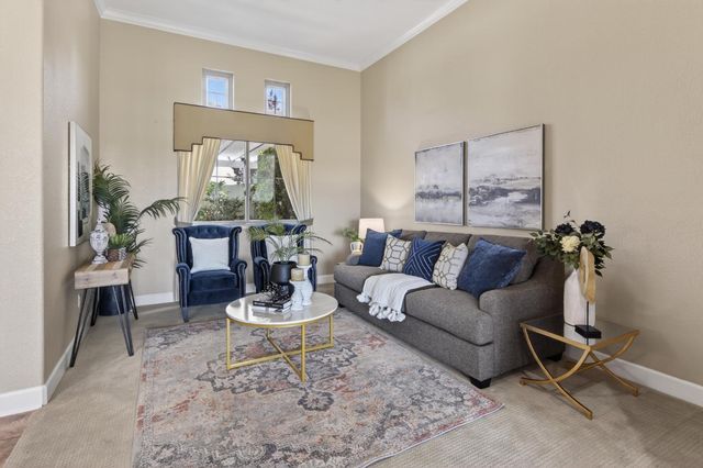 700 Canyon Oak Ln, Lincoln, CA 95648