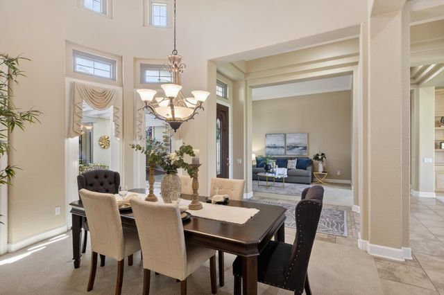 700 Canyon Oak Ln, Lincoln, CA 95648