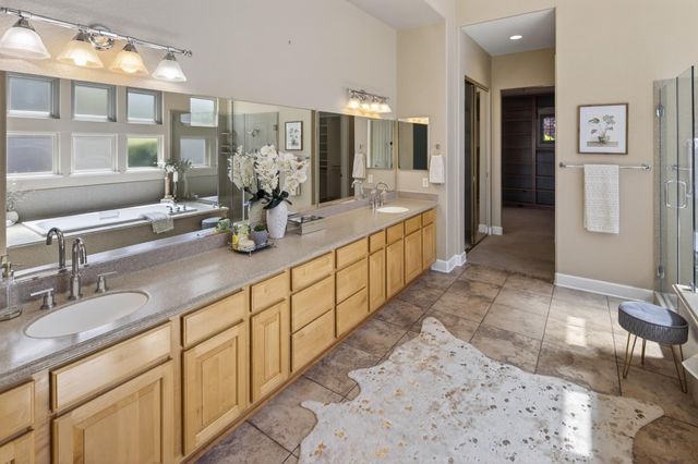 700 Canyon Oak Ln, Lincoln, CA 95648