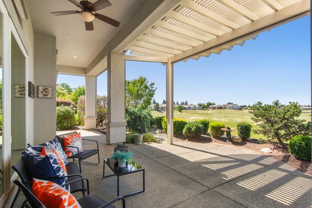 700 Canyon Oak Ln, Lincoln, CA 95648
