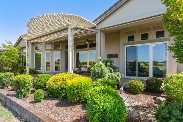 700 Canyon Oak Ln, Lincoln, CA 95648